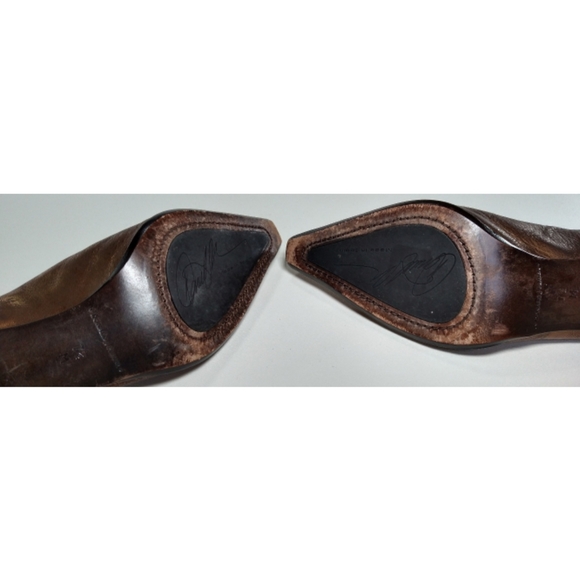 Genuine Leather Donald J Pliner Lyndie Distress Metallic Bronze Booties - Picture 5 of 8